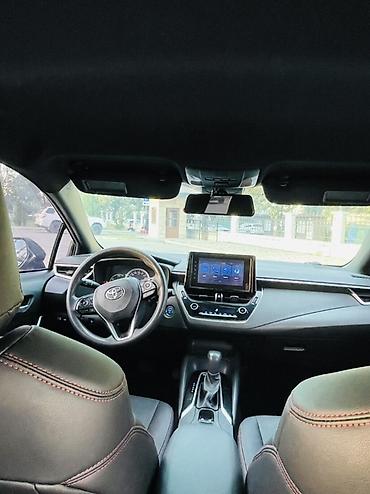 toyota corolla коробка: Toyota Corolla: 2021 г., 1.8 л, Вариатор, Гибрид, Седан — 8