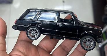 oyuncaq masin satisi: Maqnitli soundlu metal model avtomobil – sedan tipli, ağ rəng. - — 7