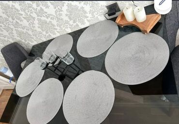 Masa və oturacaq dəstləri: Qonaq otağı üçün, İşlənmiş, Açılmayan, Kvadrat masa, 4 stul