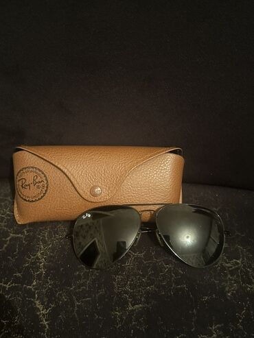 sua ucun eynekler: Gün eynəyi, Ray-Ban, Yeni