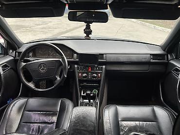 Mercedes-Benz: Mercedes-Benz E-Class: 1995 г., Автомат, Бензин — 10