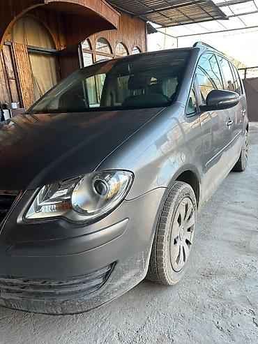 vw sharan: Volkswagen Touran: 2009 г., 1.6 л, Механика, Бензин, Универсал — 2