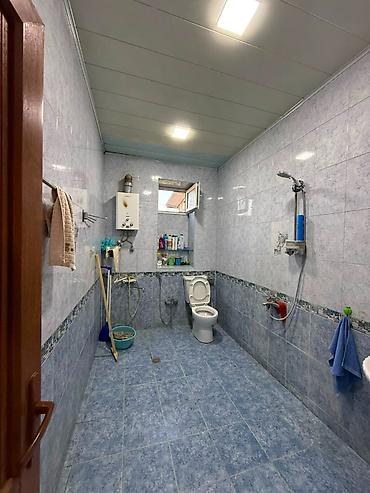 ev satilir gence: Bileceri qes Yehya Huseynov kuc Plosada yax 3 mertebeli binanin 3 cu — 3