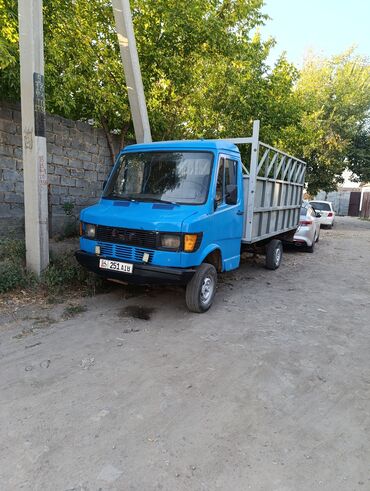 меняю спринтер: Жүк ташуучу унаа, Mercedes-Benz, Стандарт, 3 т, Колдонулган