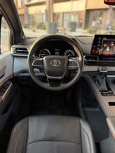 газ 53 бак: Toyota Sienna: 2022 г., 2.5 л, Вариатор, Гибрид, Минивэн — 9