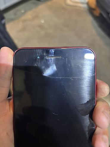 iphone 7 plud: IPhone 8 Plus, Qırmızı, Qırıq — 2