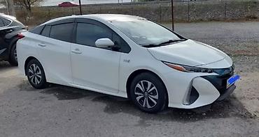 byd e1: Toyota Prius: 2017 г., 1.8 л, Вариатор, Гибрид, Хэтчбэк — 10
