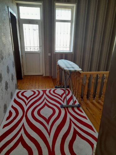 Həyət evləri və villaların satışı: Qaraçuxur qəs. 4 otaqlı, 100 kv. m, Orta təmir — 12