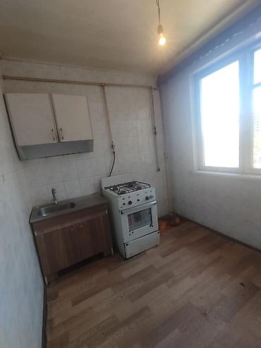 bakı ucuz kiraye evler: Saray, 3 otaqlı, Köhnə tikili, 68 kv. m — 1