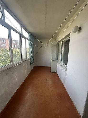 Продажа квартир: 3 комнаты, 70 м², 107 серия, 3 этаж, Старый ремонт at lalafo.kg — 6 Продажа квартир: 3 комнаты, 70 м², 107 серия, 3 этаж, Старый ремонт — 6