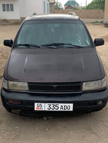 универсал кузов: Mitsubishi Space Wagon: 1993 г., 2 л, Механика, Бензин, Минивэн