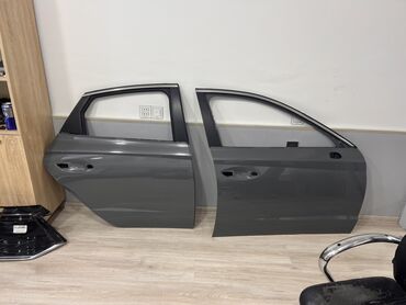 соль, грязь для ванны: Левая задняя, Hyundai Sonata, 2023 г.