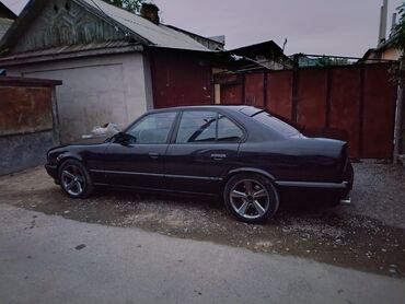 BMW: BMW 520: 1990 г., 2 л, Механика, Бензин, Седан