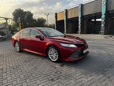 Toyota Camry: 2017 г., 2.5 л, Автомат, Бензин, Седан