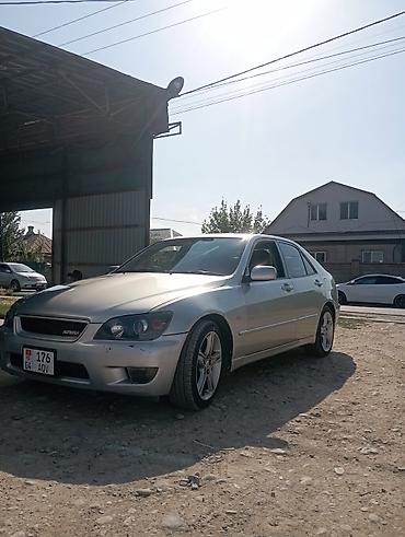 лампа ксенон: Toyota Altezza: 2002 г., Автомат, Бензин, Седан — 1
