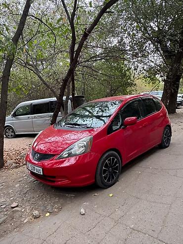 Продажа авто: Honda Fit: 2008 г., 1.5 л, Автомат, Бензин, Хэтчбэк — 2