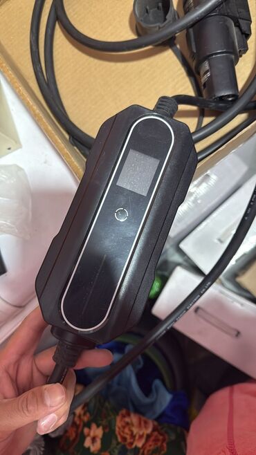 прибор на фит: Зарядка на Тесла, пользоввлись пару месяцев