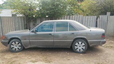 женские авто: Mercedes-Benz W124: 1991 г., 2 л, Механика, Бензин, Седан