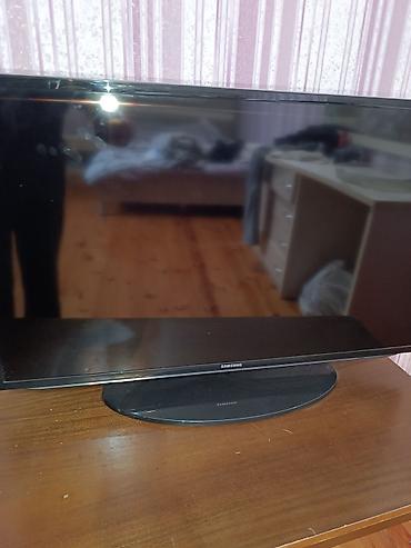 irsad electronics televizorlar: Samsung televizor - Ekran: təxminən 32" diaqonal, şüşə tipli parlaq — 1