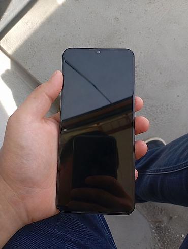 Техника жана электроника: Redmi, Redmi 13C, Колдонулган, 128 ГБ, түсү - Кара, eSIM, 2 SIM — 1