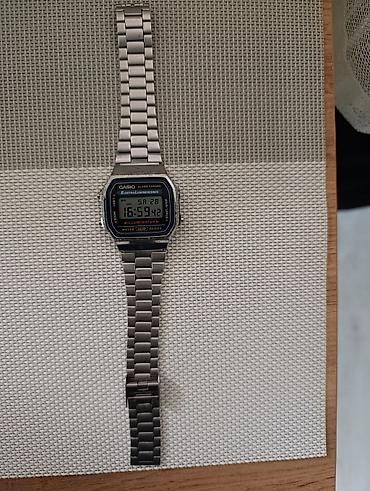diesel torbe: Casio digitalni ručni sat, vintage model — 1
