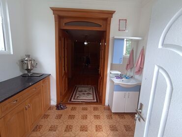 Günlük kirayə evlər: 195 kv. m, 3 otaqlı, Kanalizasiya, Kombi, Kommunal xətlər qoşulmayıb — 17