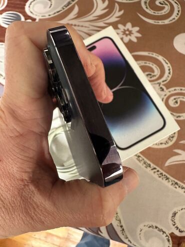 Apple iPhone: IPhone 14 Pro, 256 GB, Deep Purple, Face ID — 9