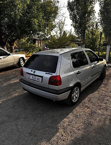 Volkswagen: Volkswagen Golf: 1997 г., 1.8 л, Механика, Бензин, Хэтчбэк — 9