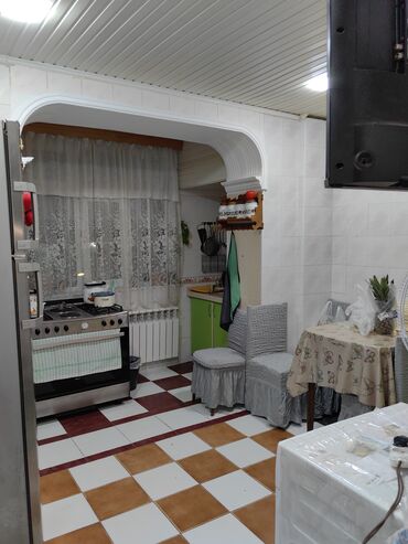 Köhnə tikili: Bakı, Əhmədli, 5 otaqlı, Köhnə tikili, m. Əhmədli, 112 kv. m — 5