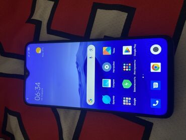 модем от билайн: Мобильный телефон Xiaomi 
Память 64 
Срочно всё идеально зади разбита