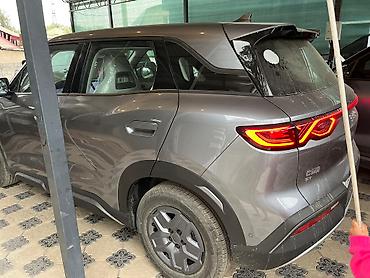BYD: BYD : 2025 г., 5.5 л, Автомат, Электромобиль, Кроссовер — 7