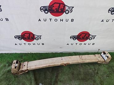 Усилитель бампера для Honda Stream II (RN1–RN5), год выпуска 2002. -
