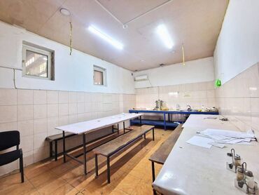 Anbar və emalatxanalar: Xətai rayonu, Babək prospektində səliqəli, hündür və işıqlı anbar -da lalafo.az — 17 Anbar və emalatxanalar: Xətai rayonu, Babək prospektində səliqəli, hündür və işıqlı anbar — 17