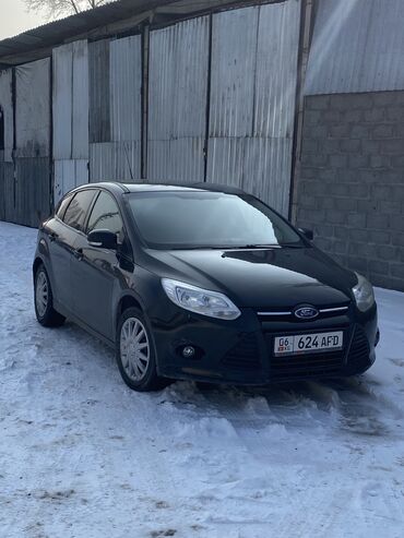 авто в: Ford Focus: 2013 г., 1.6 л, Механика, Бензин, Хэтчбэк