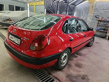 саласка виш: Toyota Corolla: 1999 г., 1.6 л, Механика, Бензин, Хэтчбэк — 8