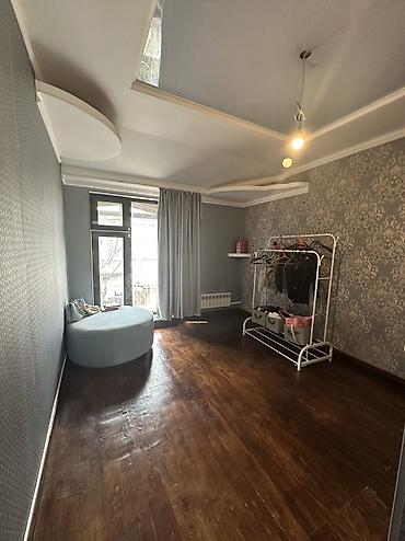 Продажа коттеджей и домов: 🔥🔥🔥🔥🔥 В продаже дом с участком 4 сотки! В шикарной локации! 8 комнат at lalafo.kg — 5 Продажа коттеджей и домов: 🔥🔥🔥🔥🔥 В продаже дом с участком 4 сотки! В шикарной локации! 8 комнат — 5