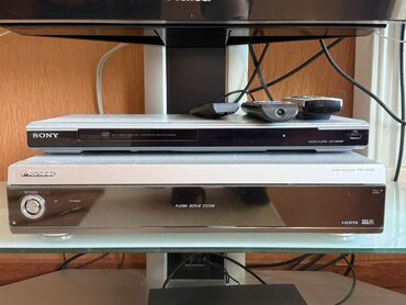 Pioneer markalı bu qara rəngli maye kristal displeyli televizor