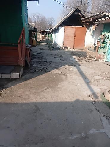 Продажа коттеджей и домов: Продается частный дом с приусадебным участком. Описание: - Участок с — 17