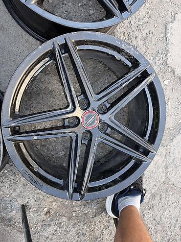 2 gr: Литые Диски R 18 Vossen, Комплект, отверстий - 5, Б/у — 5