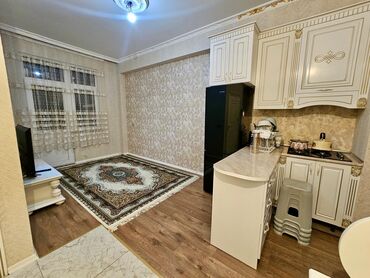 xacmazda kirayə evlər: Yeni Günəşlidə Xəzər inşatin binası 15/12 çi mərtəbəsi 2 otaq tam