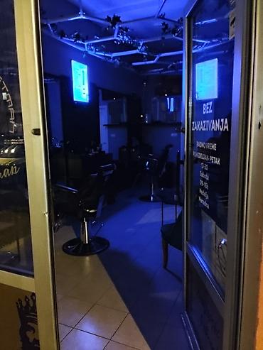 izdavanje soba kraljevo: Izdajem namešten frizerski salon na Novoj Detelinari, uz Vaš pribor — 10