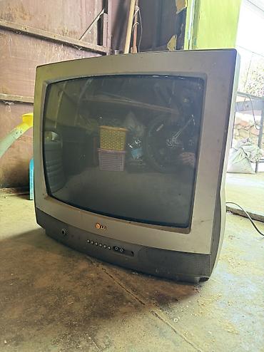видеомагнитофоны: Телевизор LG кинескопный (CRT), модель RT-20CA70W. Основные — 2