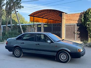 mazda 2004: Volkswagen Passat: 1989 г., 1.8 л, Механика, Бензин, Седан — 2