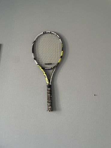 Ракетки: 🎾 Теннисная ракетка Babolat Aero Отличное состояние, графитовый