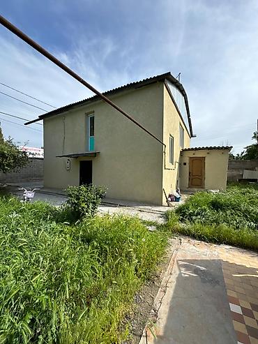 Продажа коттеджей и домов: Продается 2х этажный 🏠 📍Район Красный Строитель ▪️Участок 4.1 сотки по — 4