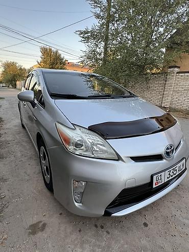 карина тайота: Toyota Prius: 2015 г., Гибрид, Хэтчбэк — 1