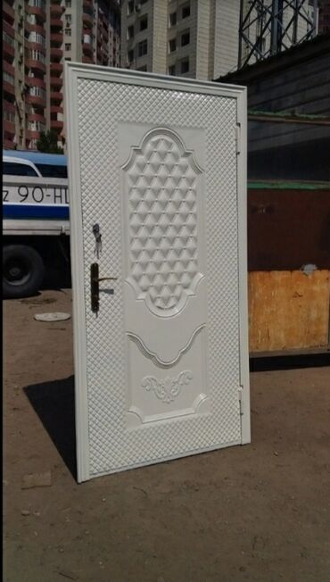 Giriş qapıları: Yeni Giriş qapısı Zəmanətli, Ödənişli quraşdırma, Ünvandan götürmə — 23