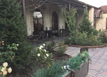 Рестораны, кафе: Продаю РЕСТО-ЧАЙХАНУ в центре Бишкека! Основные характеристики — 4