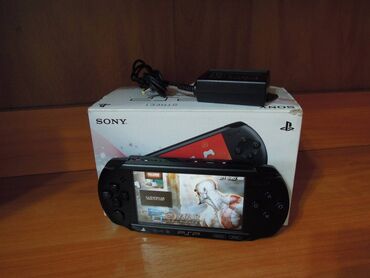 диски на psp: Sony PSP в отличном состоянии, прошита, установленно 70 игр. В