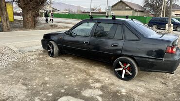 Daewoo: Daewoo Nexia: 2010 г., 1.5 л, Механика, Седан — 2